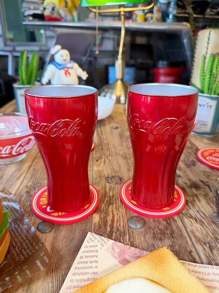 コカ・コーラ　オフィシャル　プレミアム　ジェニュイングラス　370ml　ガラス製　（2個セット/レッド） ■ アメリカン雑貨 アメリカ雑貨 | Coca Cola