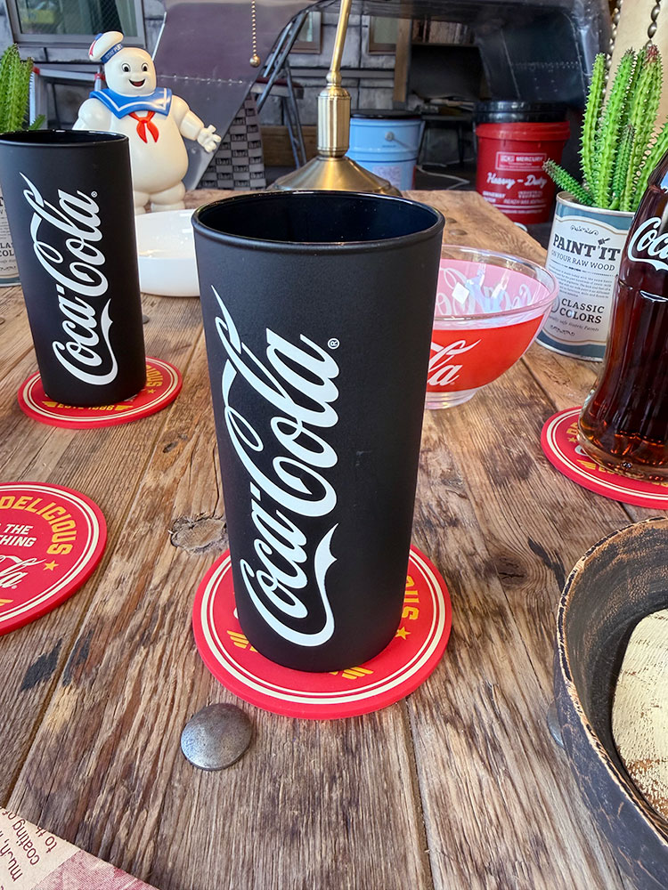 コカ・コーラ　オフィシャル　FIZZ　スリムグラス　270ml　ガラス製　（ブラック）　単品 ■ アメリカン雑貨 アメリカ雑貨 |  | 04