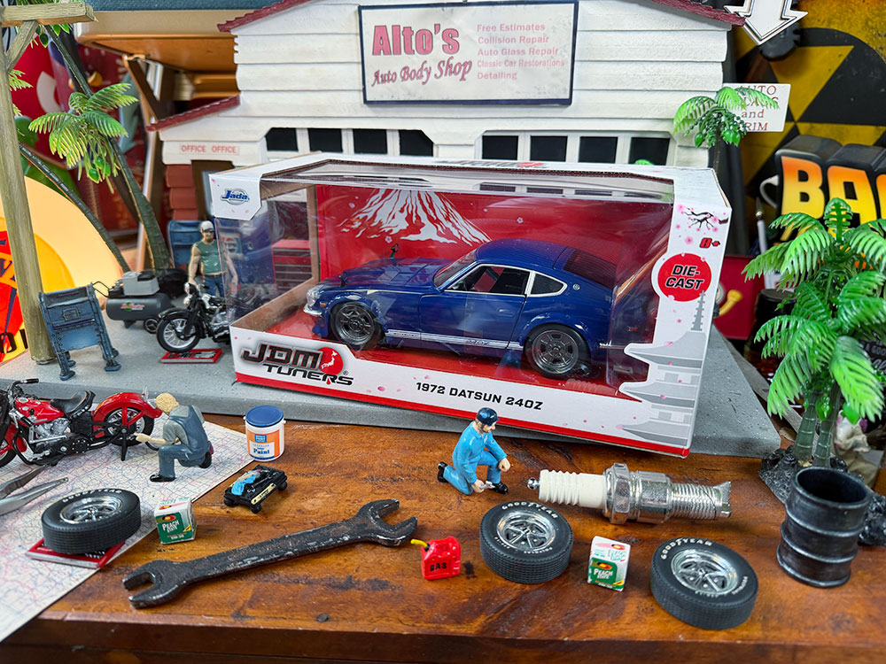 Jada　1972　ダットサン　240Z ダイキャストミニカー　1/24スケール　（ダークブルー） ■ アメリカン雑貨 アメリカ雑貨 |  | 07