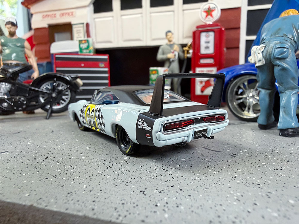 世界限定8000台　M2 ムーンアイズ限定　ミニカー　1969 ダッジ　チャージャー　デイトナ　HEMI 1/64スケール |  | 04