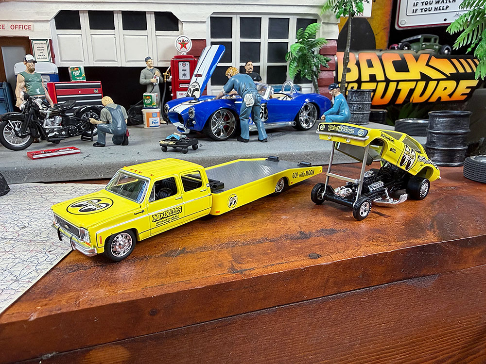 M2　ムーンアイズ限定　1973 シボレー　ランプトラック　&　1969　シボレー　カマロ　Z28　ファニーカー　ミニカー　1/64　世界限定9400台 | 