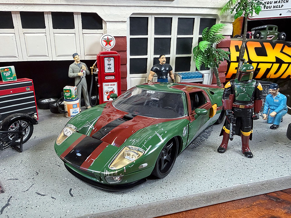 Jada　ボバフェット　2005年　フォードGT ダイキャストミニカー　1/24スケール　スターウォーズ　（ボバフェットのフィギュア付き） | 