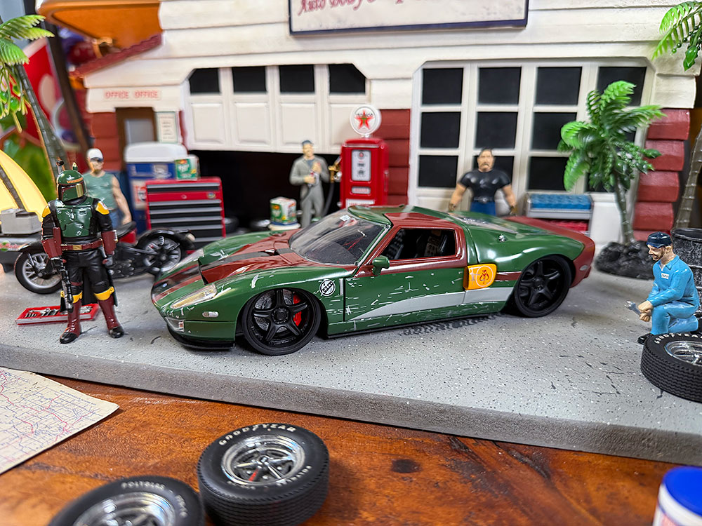 Jada　ボバフェット　2005年　フォードGT ダイキャストミニカー　1/24スケール　スターウォーズ　（ボバフェットのフィギュア付き） |  | 05