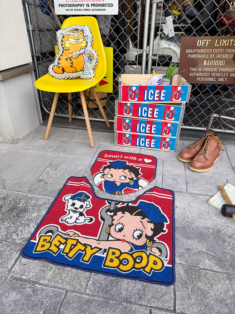 ベティ・ブープ　トイレマット&フタカバー　2点セット ■ アメリカン雑貨 アメリカ雑貨 |  | 05