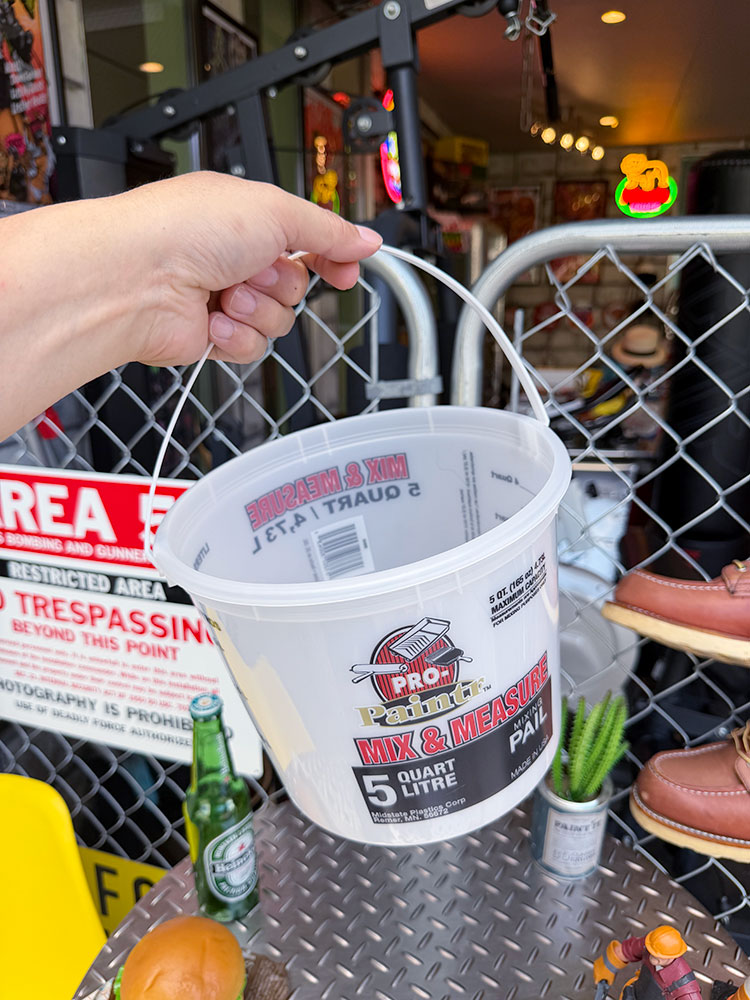 アメリカのペンキバケツ　5クォート　4.73L　（MIX & MEASURE）　MADE IN U.S.A. ■ アメリカン雑貨 アメリカ雑貨 |  | 06