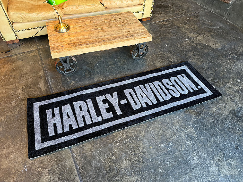 ハーレーダビッドソン　オフィシャル　ロング　ランナーラグ　横180cm×縦60cm ■ アメリカン雑貨 アメリカ雑貨 | Harley Davidson