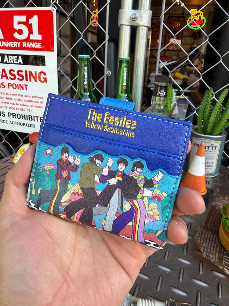 ビートルズ　イエローサブマリン　オフィシャル　カードホルダー　公式グッズ ■ アメリカン雑貨 アメリカ雑貨 |  | 01