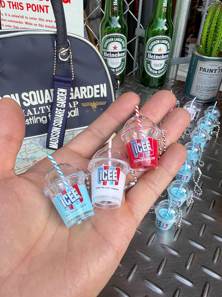 ICEE　アイシー　フローズンカップ　キーホルダー　（3色セット） ■ アメリカン雑貨 アメリカ雑貨 |  | 01