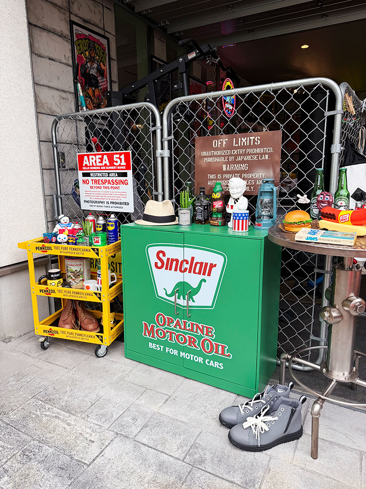 シンクレア　スチールキャビネット ※沖縄・離島は配送不可 ■ アメリカン雑貨 アメリカ雑貨 |  | 06