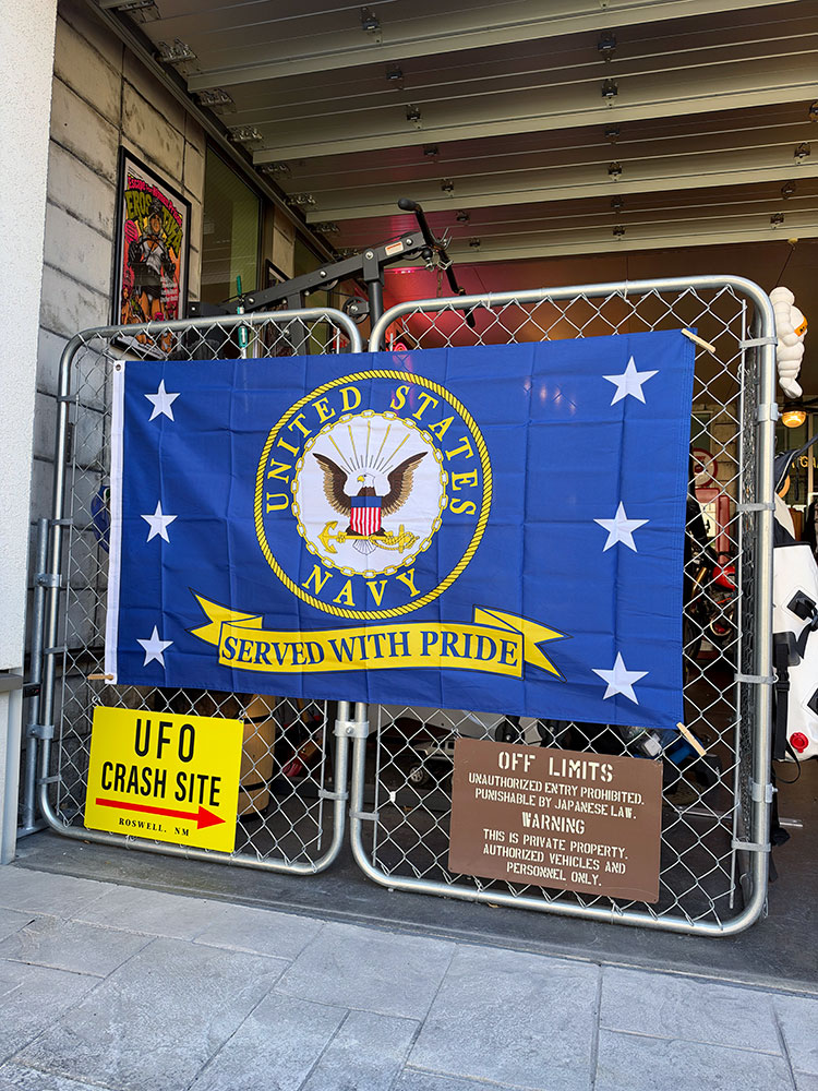アメリカ海軍　エンブレム　ミリタリーフラッグ　（U.S.ネイビー） ■ アメリカン雑貨 アメリカ雑貨 |  | 01