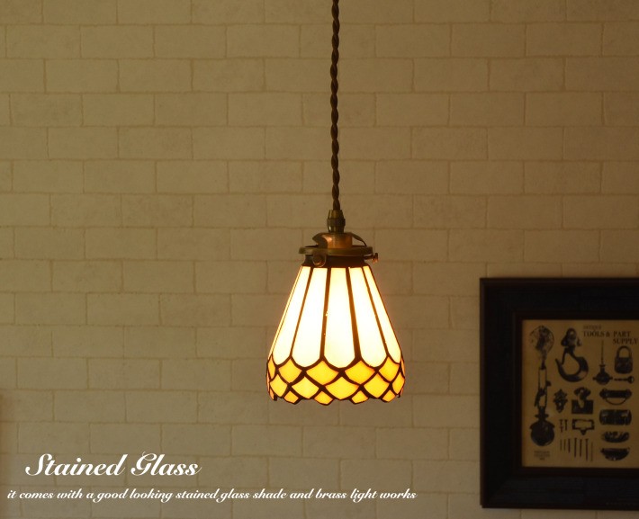 ステンドグラス照明 ペンダントライト 吊り下げ アンティーク クラシック 楽天市場】ペンダントライト ステンドガラス 吊下げ灯 送料無料 北欧