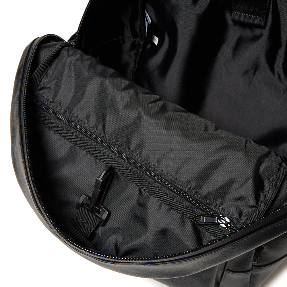 NEW ERA（ニューエラ） ライトパック 27L バックパック リュック