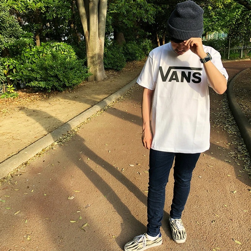 りデザイン Vans 未使用の通販 By N S Skate Shop プロフ必読 ヴァンズならラクマ Vans バンズ ヴァンズ Tシャツ白黒2枚新品 てるだけで