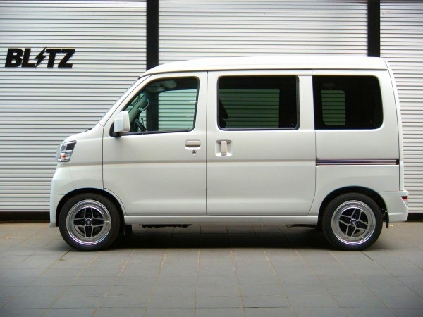 BLITZ（ブリッツ） 車高調キット ハイゼットカーゴ S331V ダイハツ ZZ