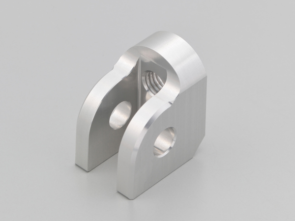 https://shopping.c.yimg.jp/lib/car-parts-diy/daytona-main-2876.jpg?size=n&s47tLCco8lgqe2u6g