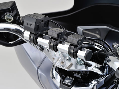 デイトナ バイク専用電源 2.1A 93043 DAYTONA : 車パーツDIY.com