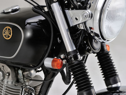 デイトナ 車種別スモールウインカーキット (バフボディ) SR400/500