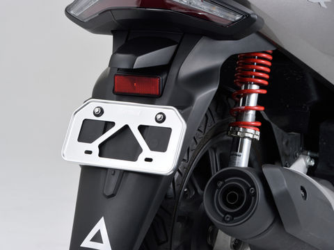 デイトナ 軽量ナンバープレートホルダー クリアー 17656 DAYTONA : 車