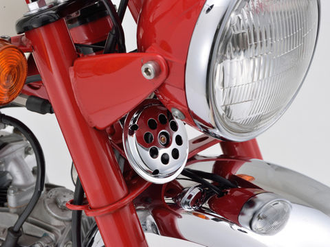 デイトナ ホーン12V 外径φ70 ステー丸穴φ6 クロームメッキ 96223