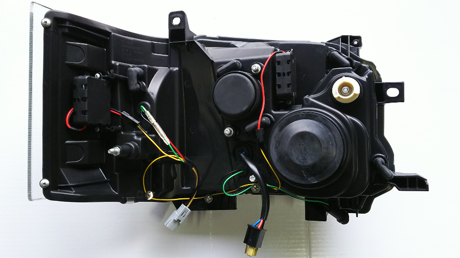 CLEAR WORLD プロジェクターヘッドランプ 純正ハロゲン車用 インナーブラック ハイース/レジアスエース H200系(4型/5型/6型/7型) CHT-17_6