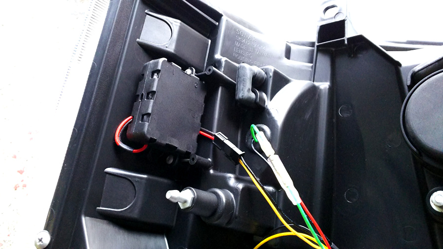 CLEAR WORLD プロジェクターヘッドランプ 純正ハロゲン車用 インナーブラック ハイース/レジアスエース H200系(4型/5型/6型/7型) CHT-17_8