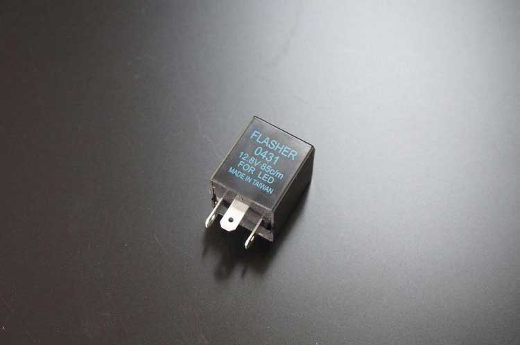 MotorFarm モーターファーム 煌LEDテールキット S メッキベゼル＋ハイフラ防止リレー3P KTLSSHBR3P_1