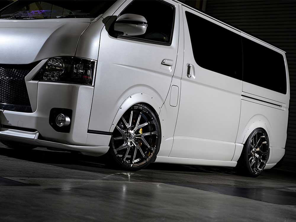 NITRO POWER/DERINGER ハイエース 200系 アルミホイール4本セット【16×6.5J 6-139.7 INSET38 SFP】L1066656D3380300×4の画像