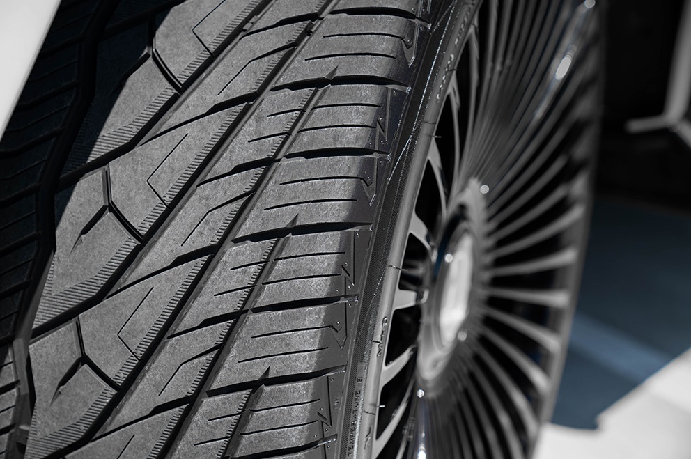 VENOM POWER ヴェノムパワー SUVタイヤ 1本 ラグナロクGTS 305/40R22 114V XL BSW 305 40 22 アメリカン 本格クロカンタイヤの画像