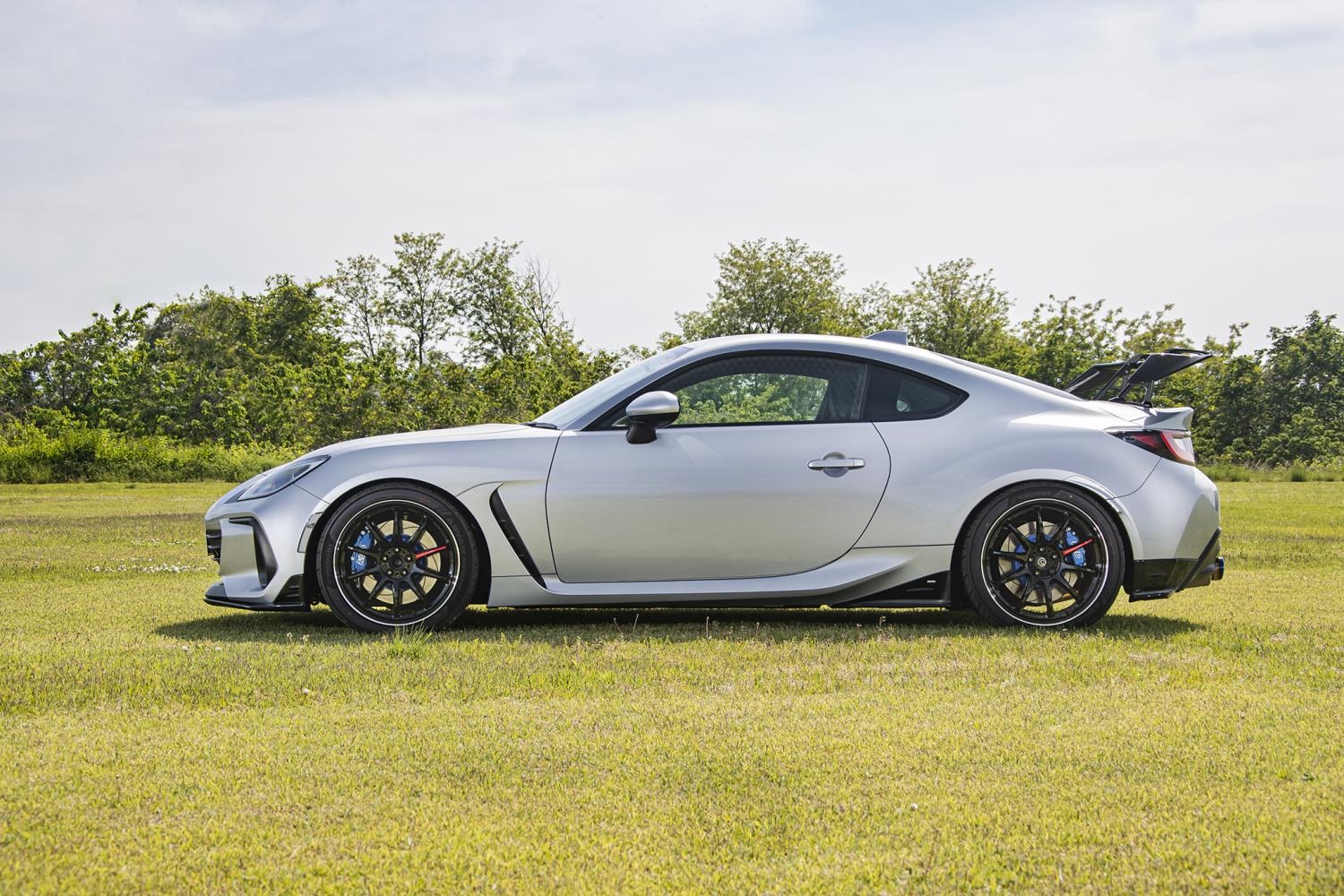 WORK ホイール 1本 ワークエモーションZR10 1ピース クラウン DBA-GRS204 フロント用【18×7.5J 5-114.3 INSET38 AZW】WORK EMOTION ZR10の画像