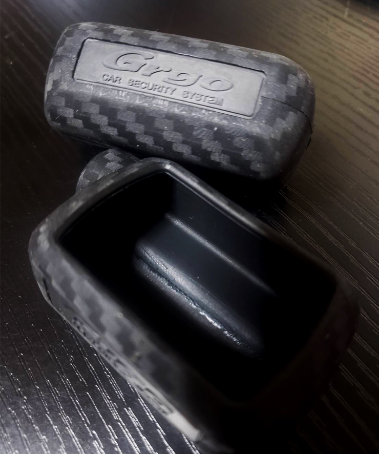 リモコーン grgo_carbonsilicon03.jpg