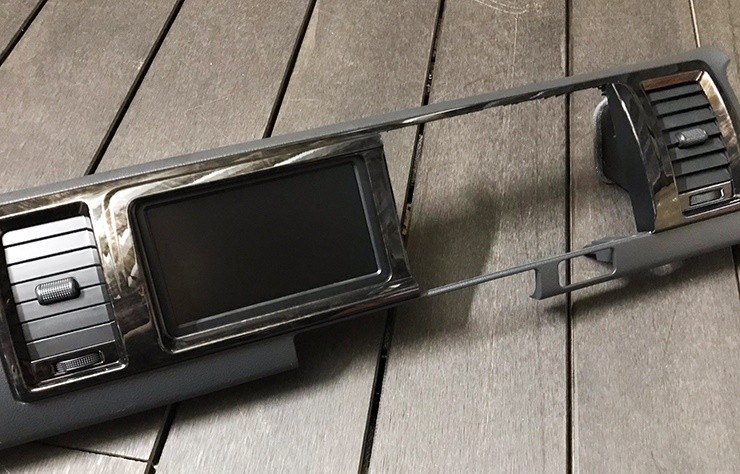 AWESOME（オーサム） 200系ハイエース 4型/5型/6型/7型 ワイドボディ