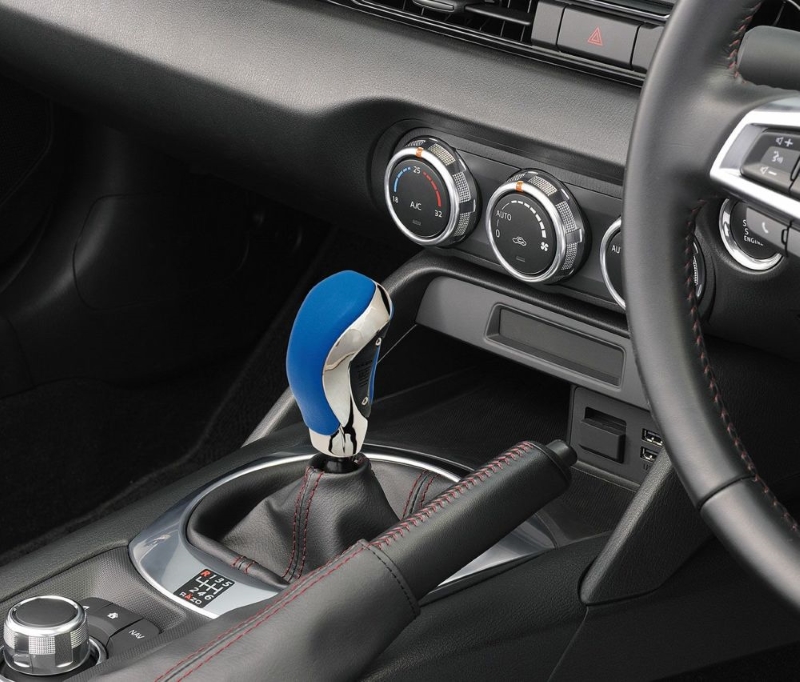 カーメイト 車 シフトノブ RAZO RA124 GT スペック ノブ ブルー