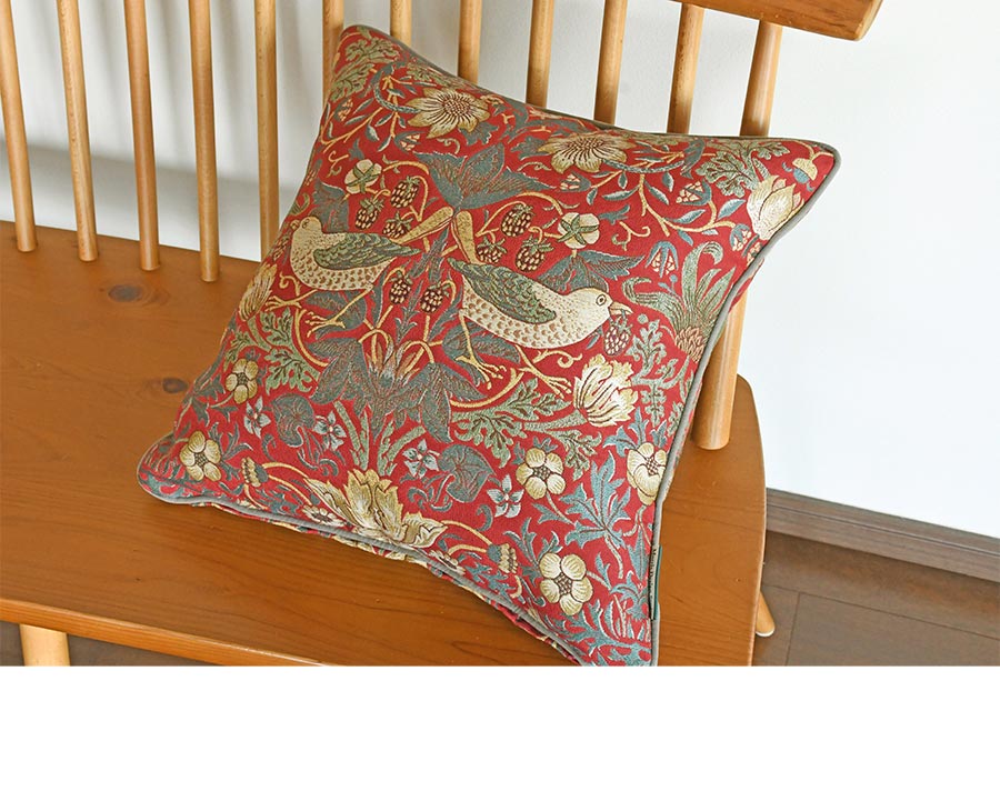 Morris Design Studio クッションカバー いちご泥棒 LL1710 45×45 cm