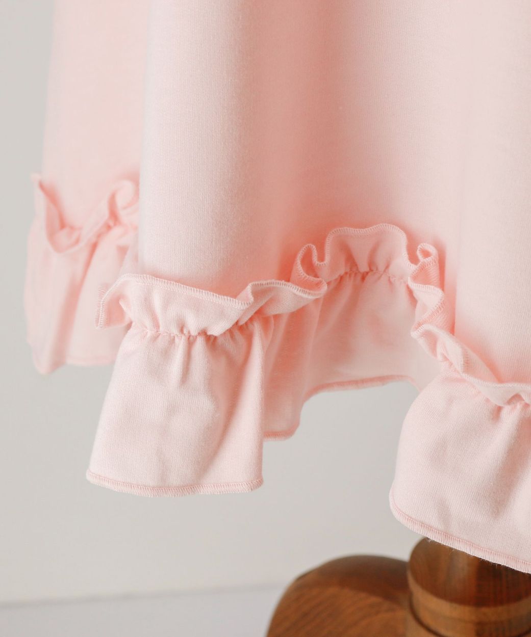 キッズ女の子のリラックスタイムをキュートに彩る夏用半袖ルームウェアネグリジェタイプでプリンセス気分