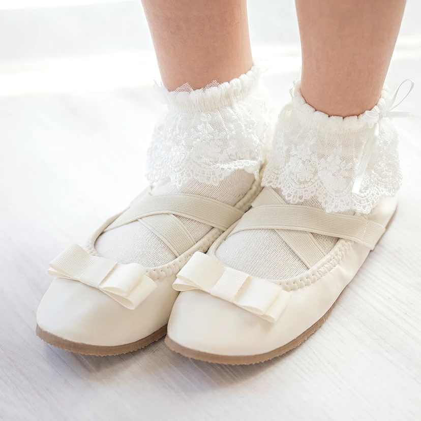 子供靴 女の子 クロスストラップシューズ 痛くない キッズ 入学式 卒業式 卒園式 発表会 結婚式 黒 白 コンパクト収納 持ち運べる キャサリンコテージ TAK | Catherine Cottage | 02