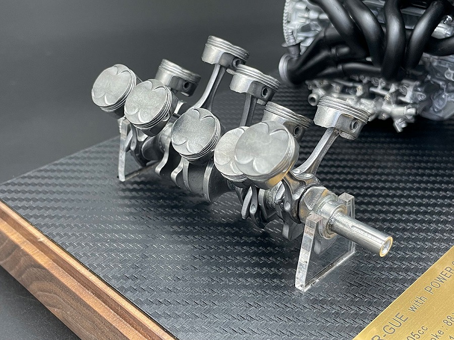 日下エンジニアリング 1/6スケールエンジンモデル  レクサス LFA 1LR-GUEエンジン パワーコア付き (ピストン/コンロッド/クランク) トヨタ自動車ライセンス商品 |  | 03