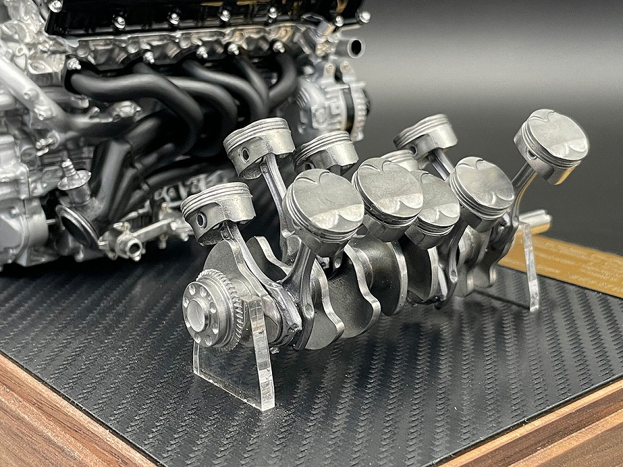 日下エンジニアリング 1/6スケールエンジンモデル  レクサス LFA 1LR-GUEエンジン パワーコア付き (ピストン/コンロッド/クランク) トヨタ自動車ライセンス商品 |  | 06