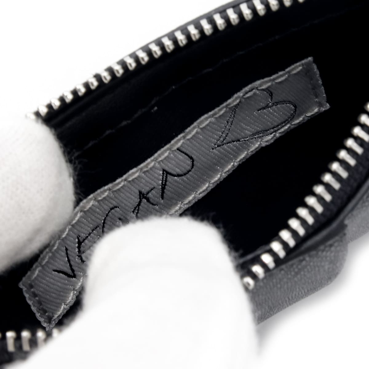 ヴィヴィアンウエストウッド Vivienne Westwood フラグメントケース