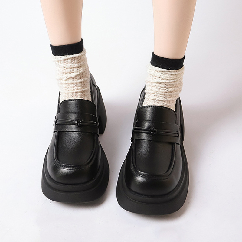 厚底ブラックローファー 上品スタイル 気軽におしゃれ a-bot-glbt-181-01.jpg