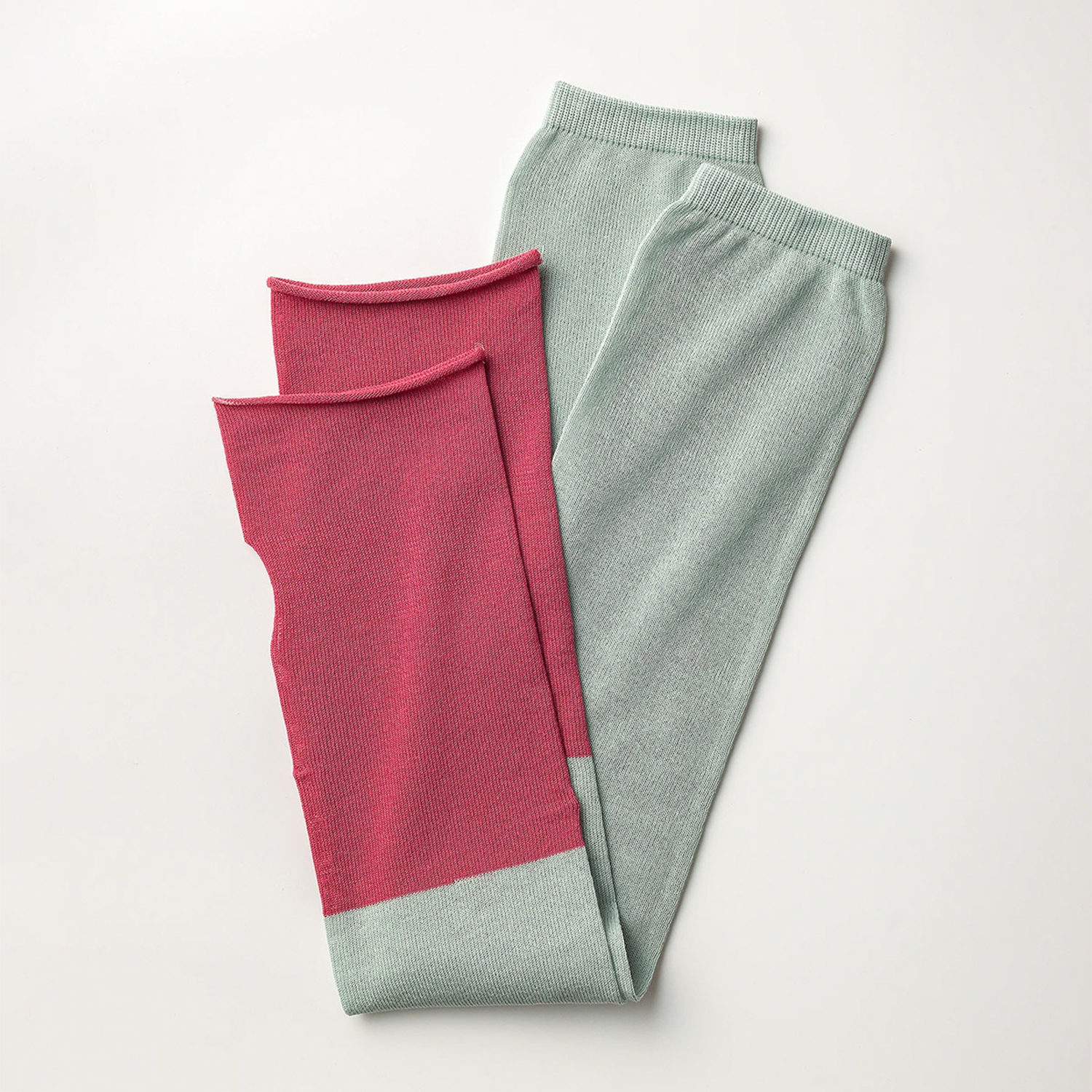 アームカバー UVカット 冷感 長め おしゃれ コットン 70cm LUCKY SOCKS ラッキーソックス UVカットクールアームカバー ツートーン ミント | LUCKY SOCKS | 03