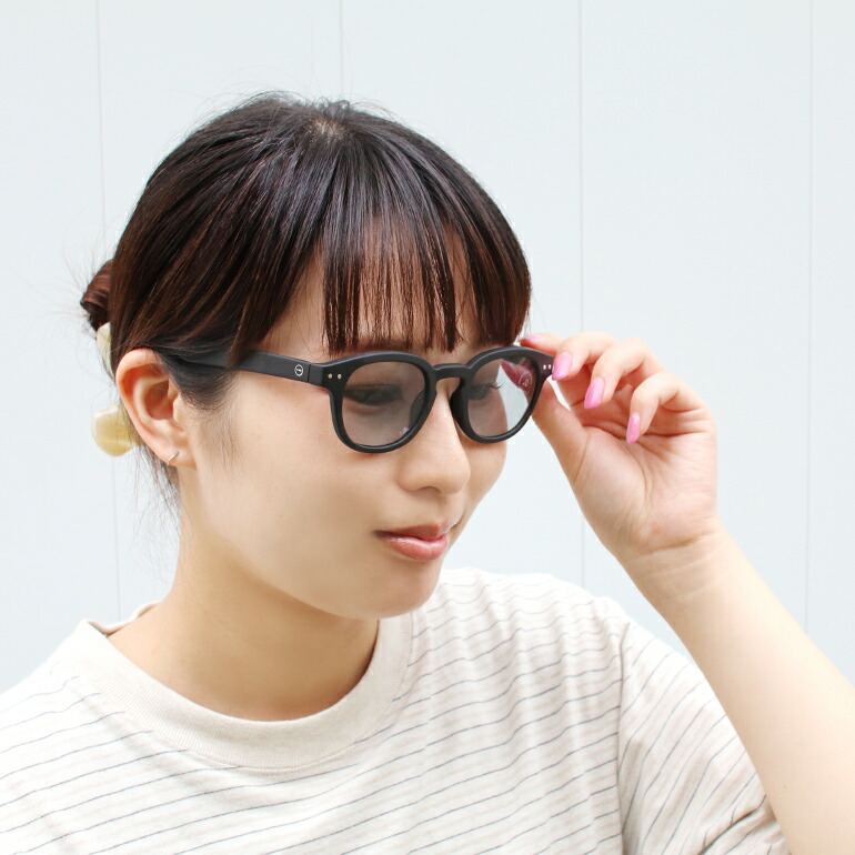 新品　イジピジ　サングラス　♯C ブラック　ライトブラウンレンズ IZIPIZI（イジピジ） サングラス フランス カラーレンズ UV99.9%カット