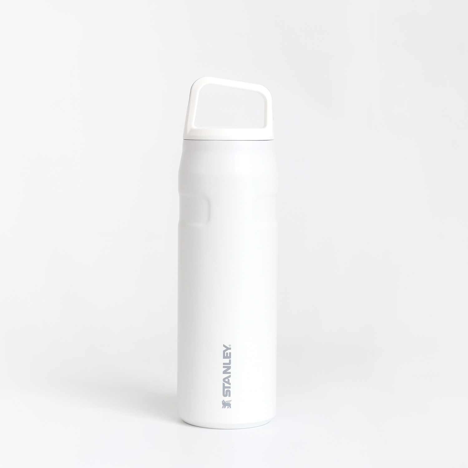 スタンレー 水筒 700ml 保冷 スリム ハンドル付き 軽量 マット おしゃれ  STANLEY エアロライト真空ボトル | STANLEY | 01