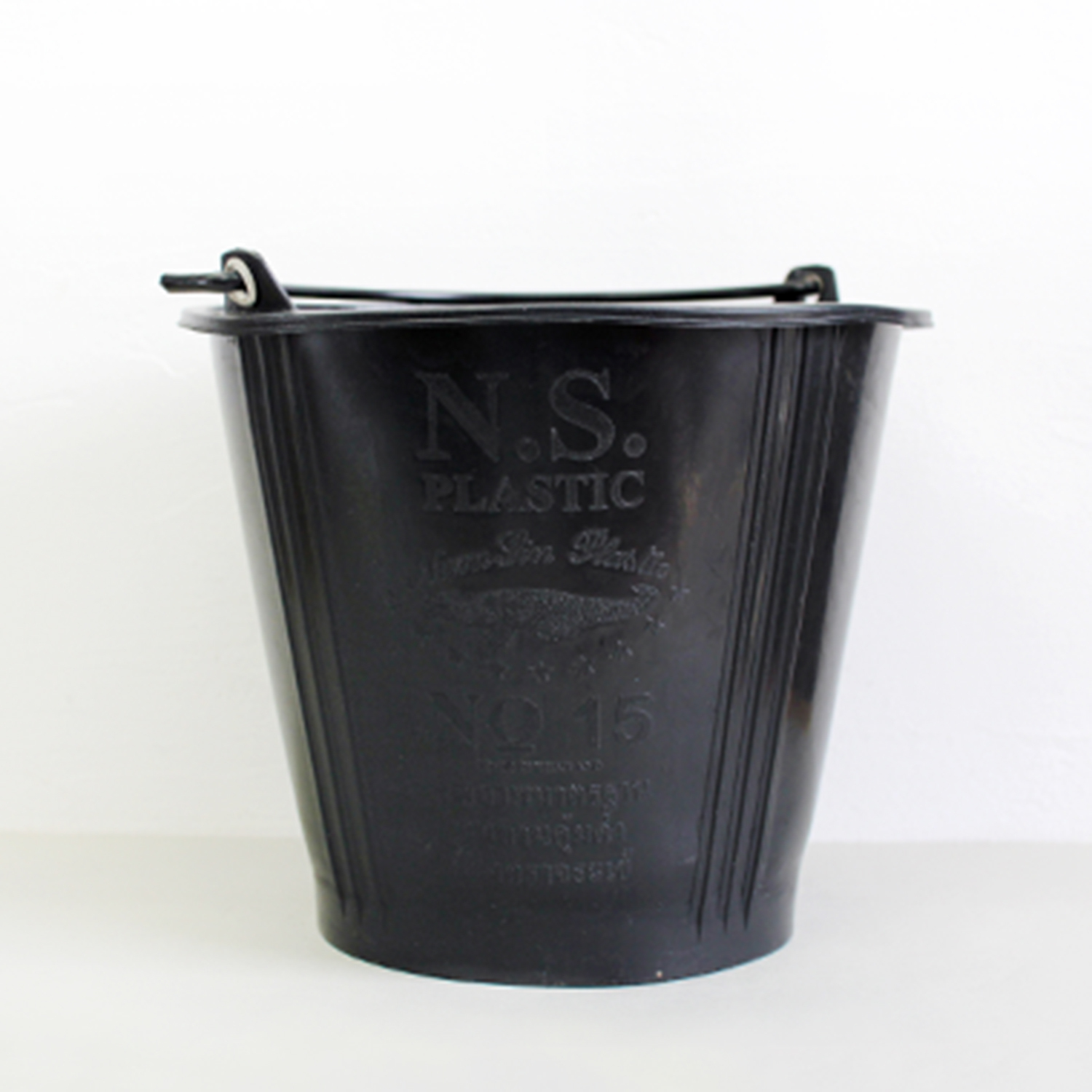 バケツ コンパクト プラスチック 掃除 ガーデニング BUFF バフ タイ製 カラーバケツ カラフル 8L |  | 04