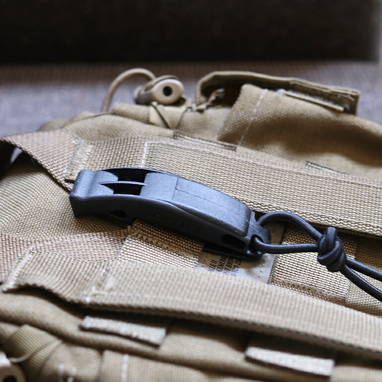 ホイッスル 笛 ミリタリー 米軍 アメリカ 防災 防犯 アウトドア MOLLE