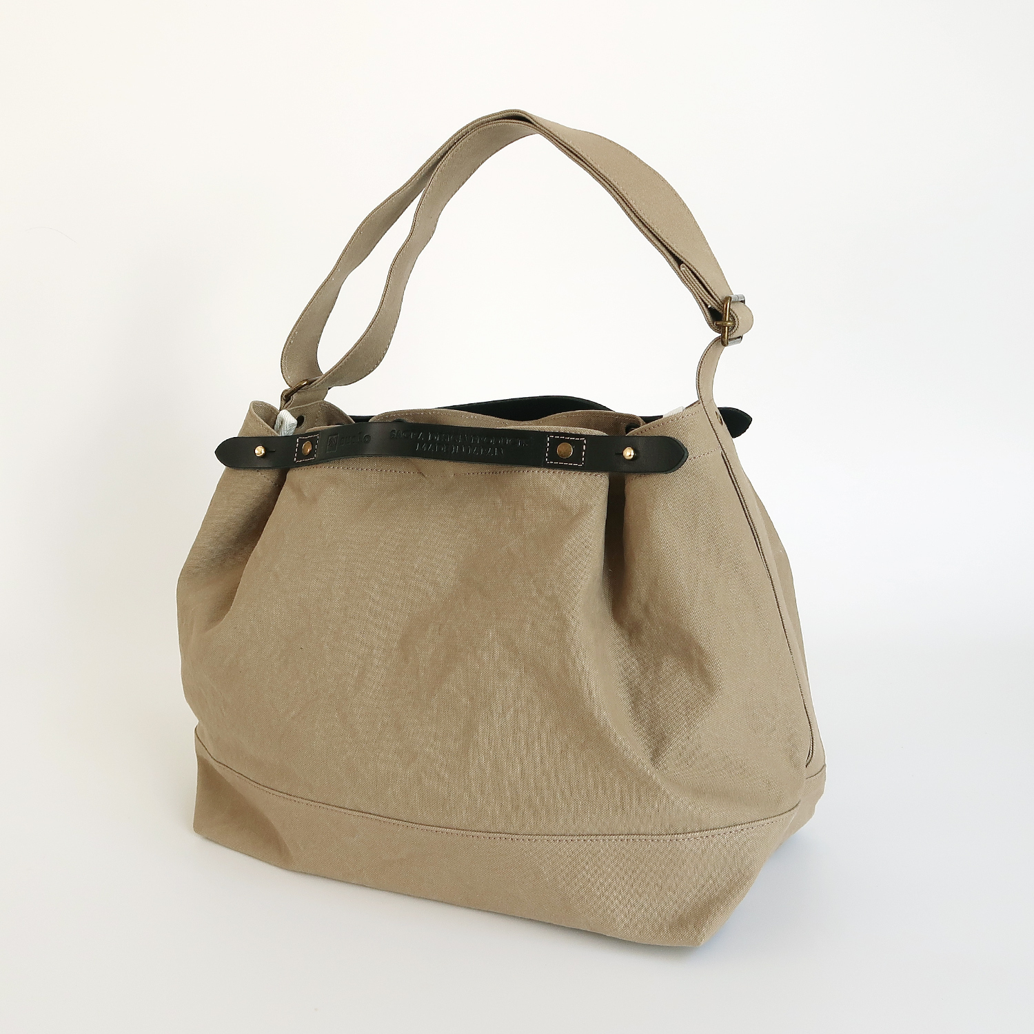 ショルダーバッグ トートバッグ 大きめ 収納 ユニセックス 革 レザー キャンバス Suolo スオーロ CROP middle | SUOLO | 01