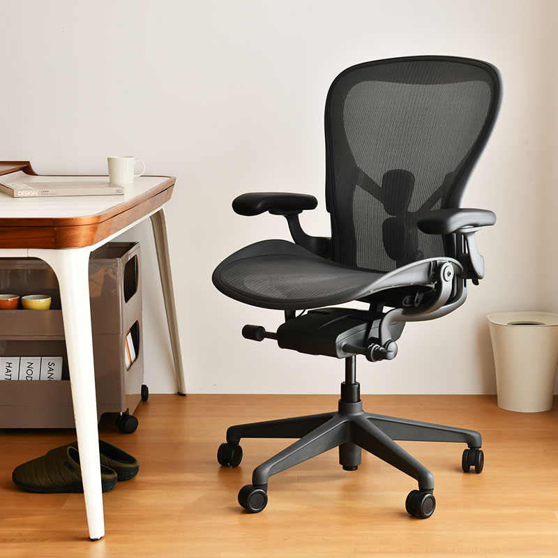 Herman Miller セール25%OFF 即納 ハーマンミラー アーロンチェア リ