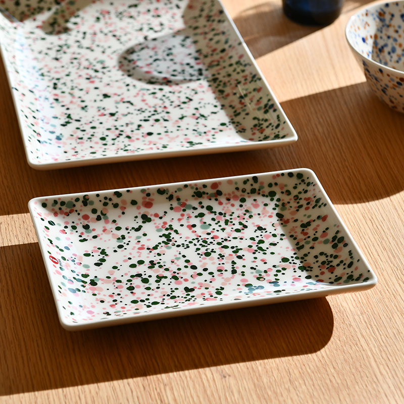 iittala（イッタラ） A5 プレート オイバ トイッカ ヘレ ピンク