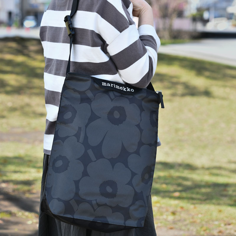 marimekko（マリメッコ） ショルダーバッグ M ウニッコ ダークグレー