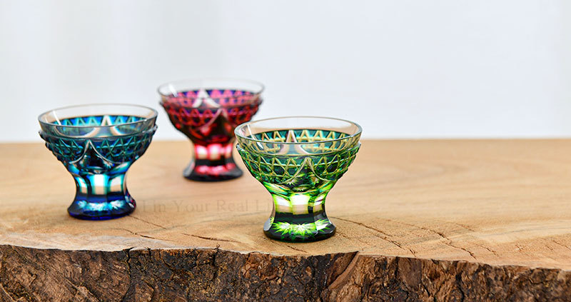 薩摩切子 二色 脚付盃 cut201 ルリ金赤 二色衣 二色被せ 島津薩摩切子