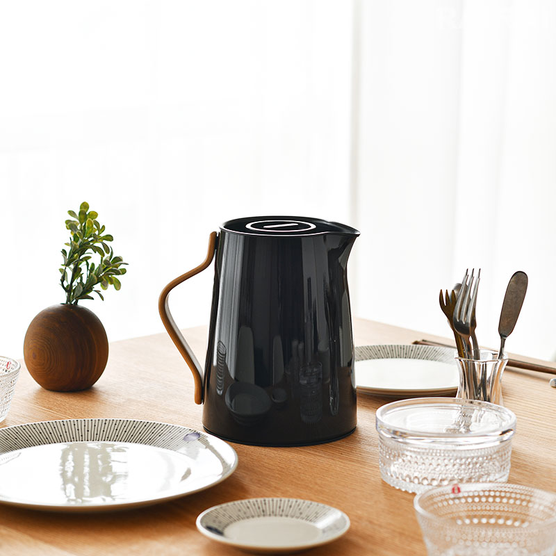 stelton ステルトン バキュームジャグ ティー 1L エマ ブラック ブルー